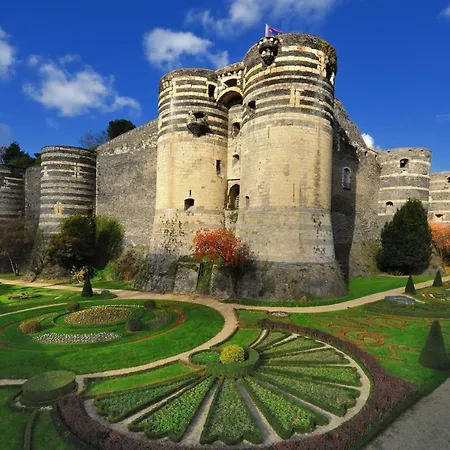 Hypercentre Calme Et Cosy, Impasse Saint Julien, 2eme Etage *