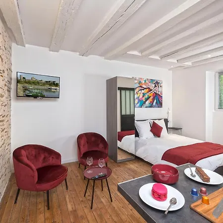 Apartment Hypercentre Calme Et Cosy, Impasse Saint Julien, 2eme Etage *